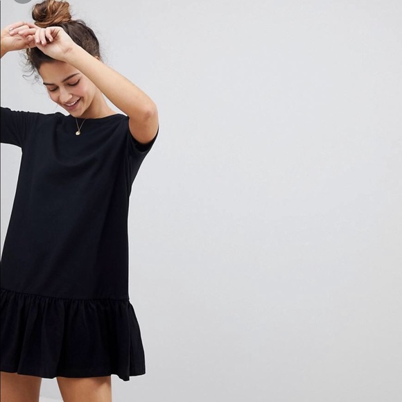 t shirt dress with ruffle bottom